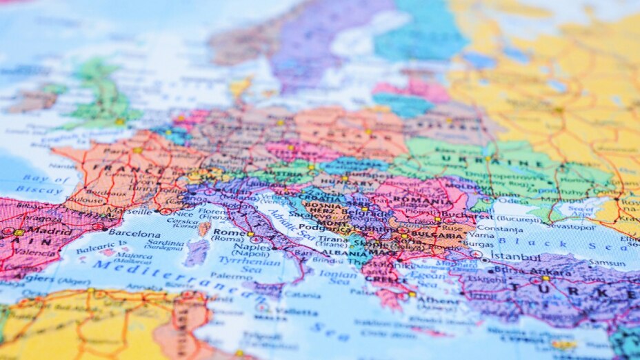 Die Erweiterte Herstellerverantwortung (Extended Producer Responsibility - EPR) ist ein entscheidender Aspekt der EU-Verpackungsverordnung