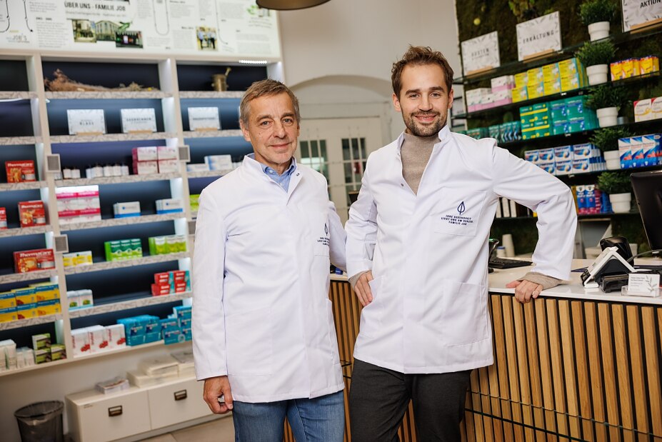 Seit über 52 Jahren in der Apothekenbranche tätig.