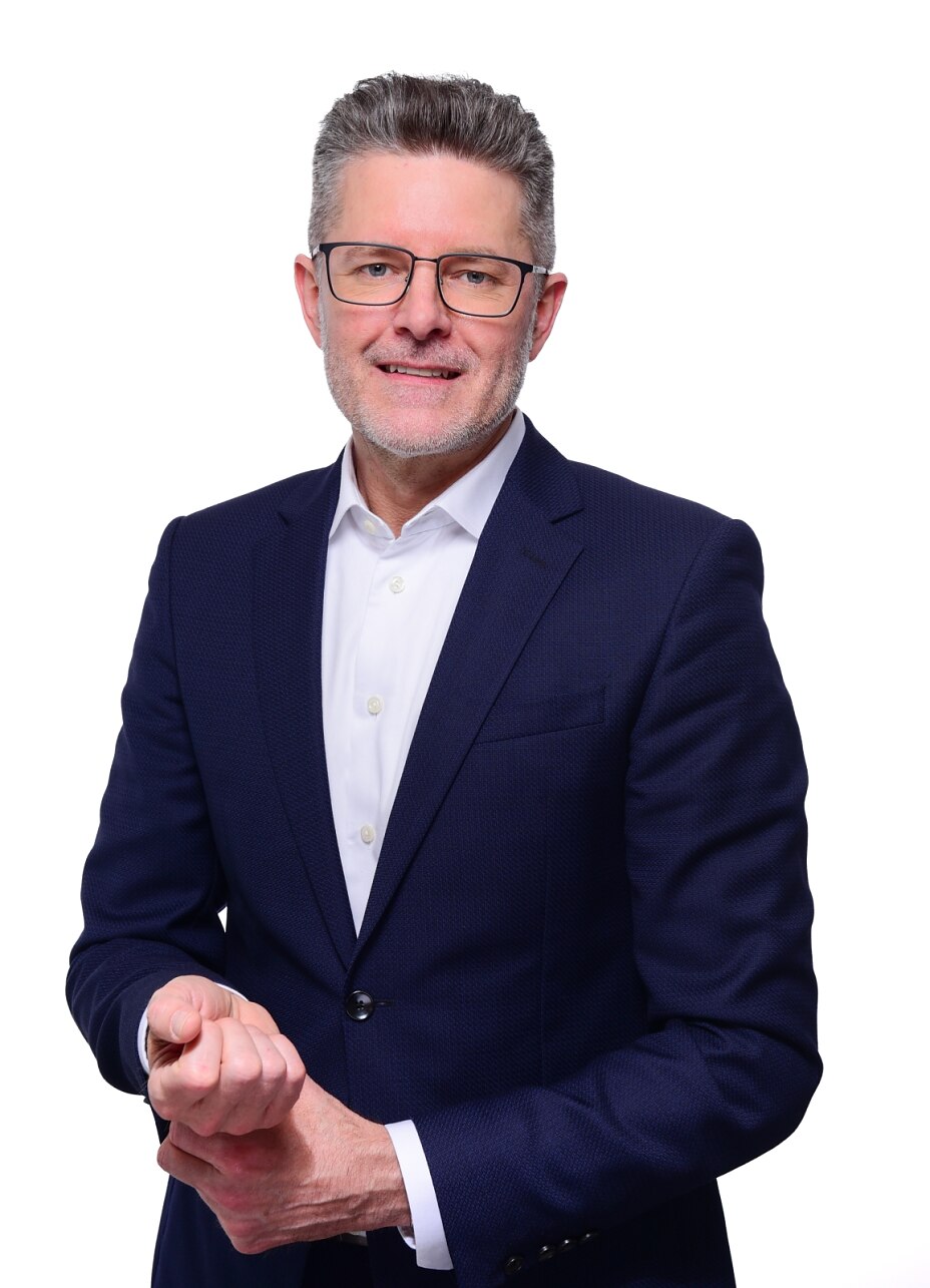 Stefan Schneider Stefan Schneider