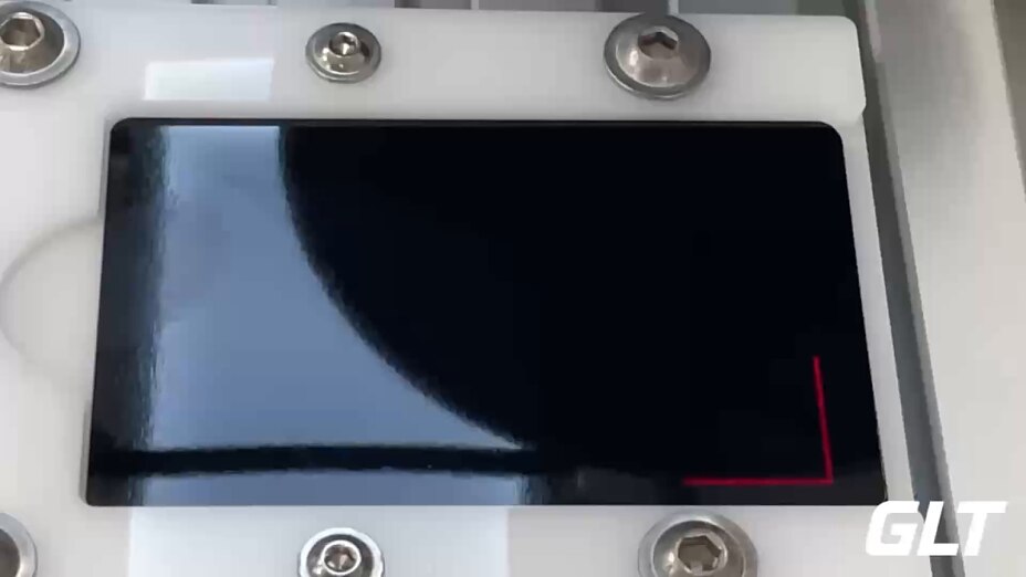 Lasergravieren eines Typenschildes mittel GLT Faserlaser Gravis Lasergravieren eines Typenschildes mittel GLT Faserlaser Gravis