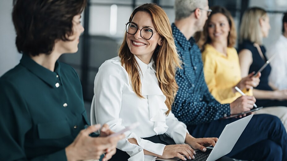 NEOP Consulting (New Era of Presence) entwickelt Kommunikation als strategischen Erfolgsfaktor – für mehr Präsenz, wirksame Führung und nachhaltiges Vertrauen in Unternehmen.