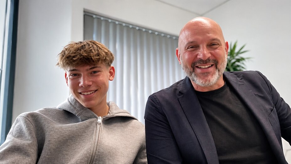 Ein Vater-Sohn-Team berichtet über ihre Erfahrungen im E-Commerce und die Zusammenarbeit mit EcomWave.